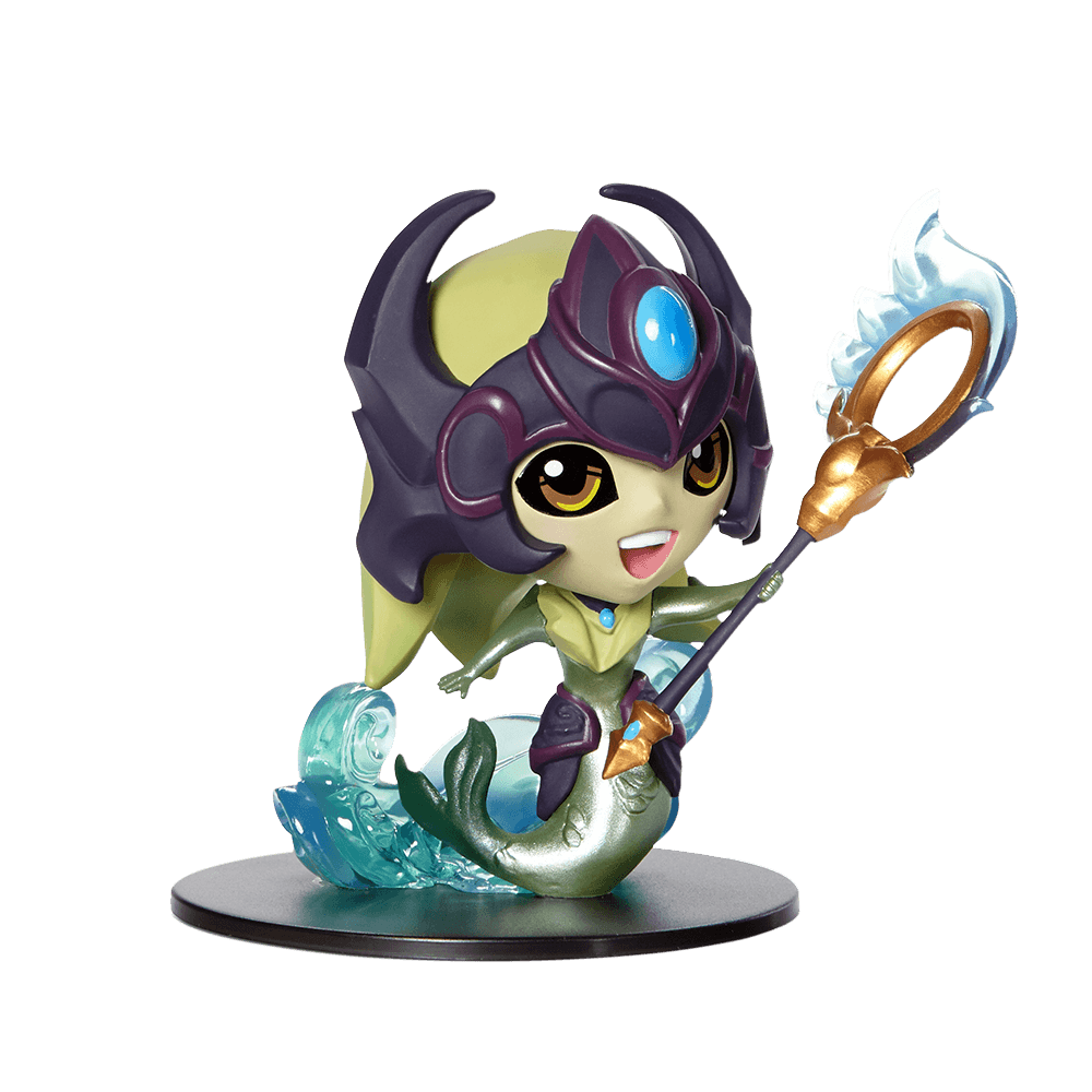 Nami Figure